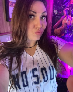 Custom Red-Black Pinstripe Baseball Jersey with Authentic Raglan Sleeves in White and Black photo review